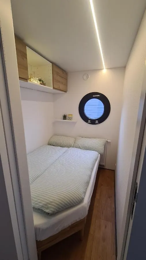 Hausboot La Mare Emma Apartment Weyhe Germany
