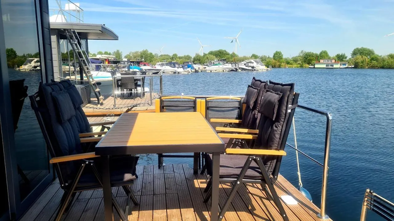 Hausboot La Mare Emma Apartment Weyhe 0*,  Germany