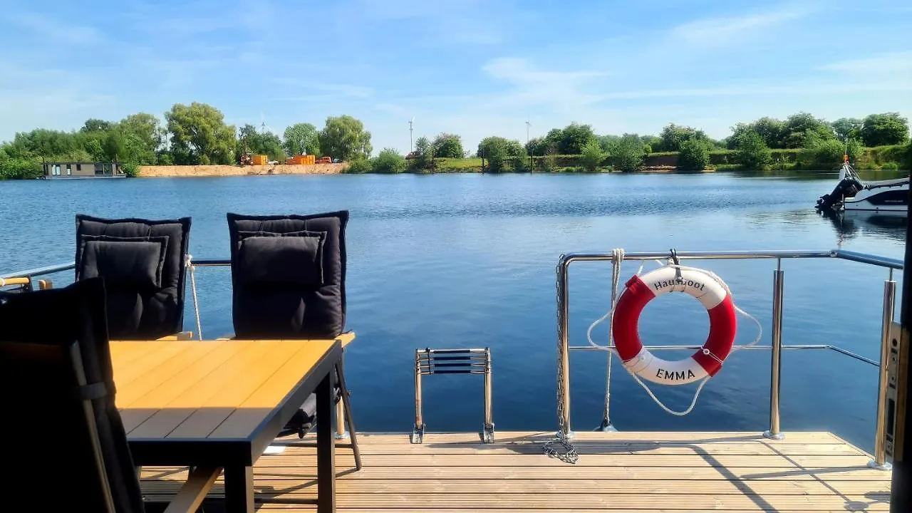 Hausboot La Mare Emma Apartment Weyhe